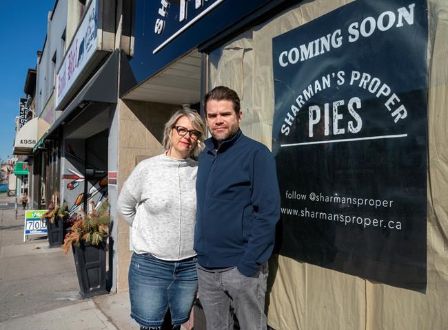 Restaurants that delayed opening face struggles amid COVID-19 pandemic | iNFOnews.ca