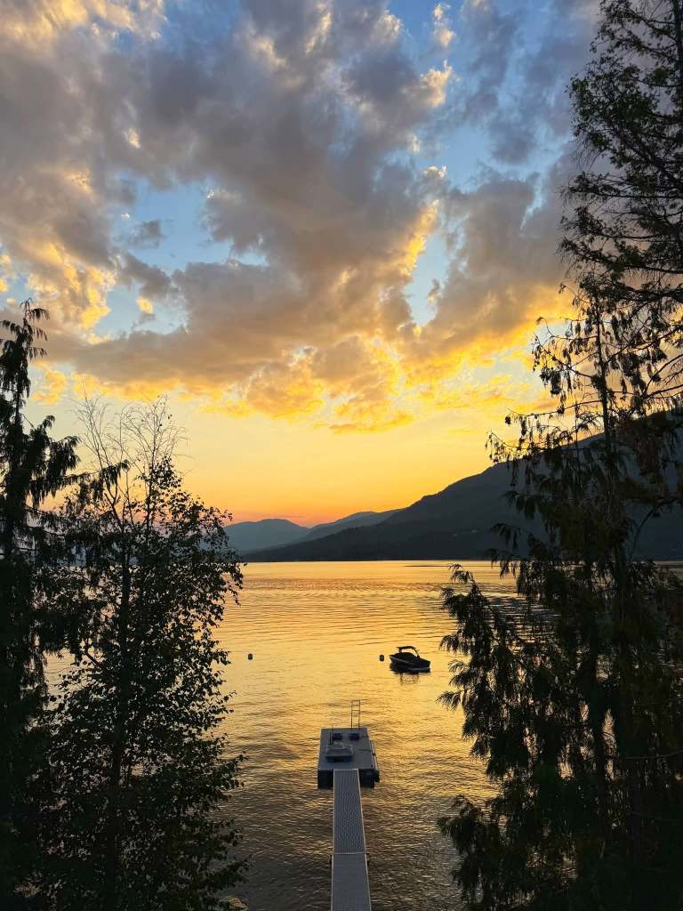 iN PHOTOS: Golden Hour transforms landscapes in Thompson-Okanagan | iNFOnews.ca iN PHOTOS: Golden Hour transforms landscapes in Thompson-Okanagan | iNFOnews.ca