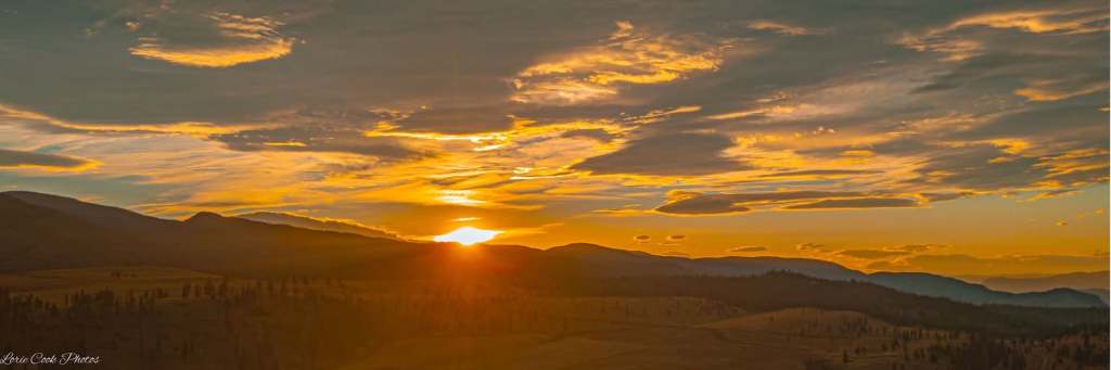 iN PHOTOS: Golden Hour transforms landscapes in Thompson-Okanagan | iNFOnews.ca iN PHOTOS: Golden Hour transforms landscapes in Thompson-Okanagan | iNFOnews.ca
