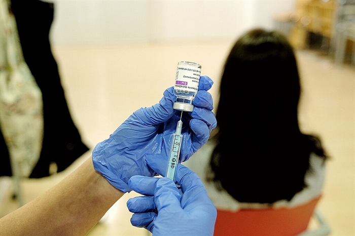 Flu and COVID vaccines coming soon to BC pharmacies | iNFOnews.ca