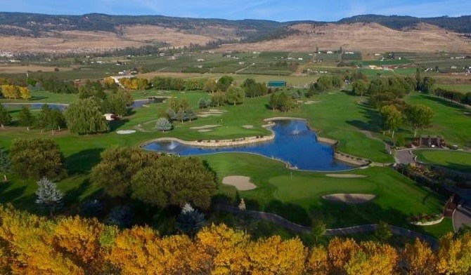 A golf course on a sunny day in Kelowna.