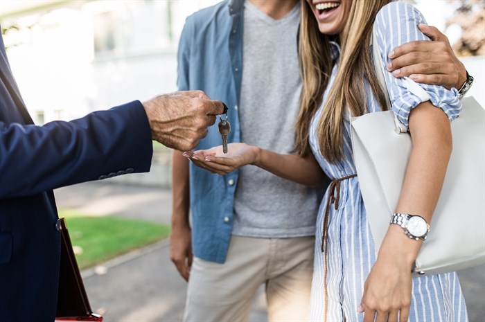 Two BC realtors fined total of $12,000 for breaking advertising rules | iNFOnews.ca