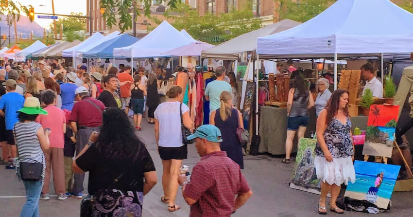 Kelowna Downtown Thursday Night Market cools off summer evenings | iNFOnews.ca