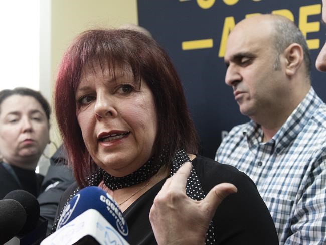 Quebec taxi industry suspends pressure tactics after owner harms self on TV | iNFOnews.ca CP296018461
