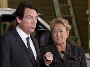 Marois and Peladeau suddenly shift PQ campaign away from Quebec independence | iNFOnews.ca CP27573239