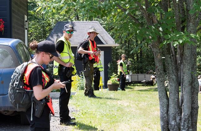 Search for father of girls found dead in Quebec complicated by terrain: experts | iNFOnews.ca
