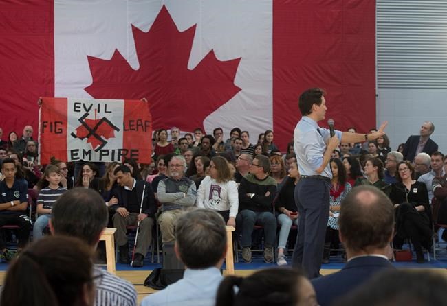 Trudeau fields questions on immigration in Quebec City as tour continues | iNFOnews.ca