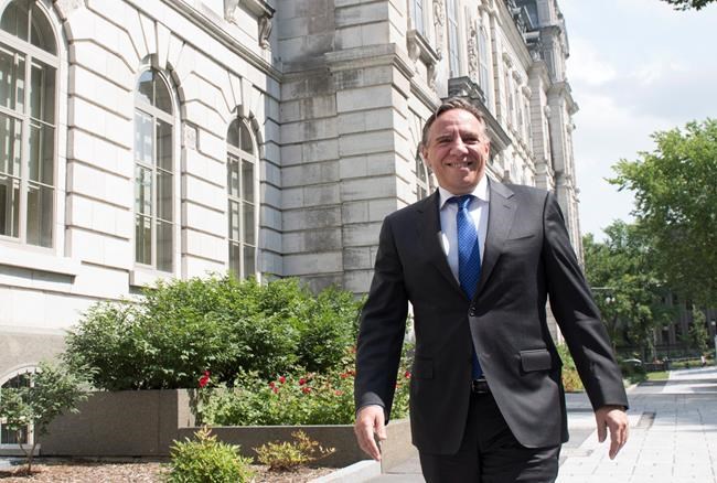 Coalition Leader Francois Legault offering Quebecers 'middle way' | iNFOnews.ca