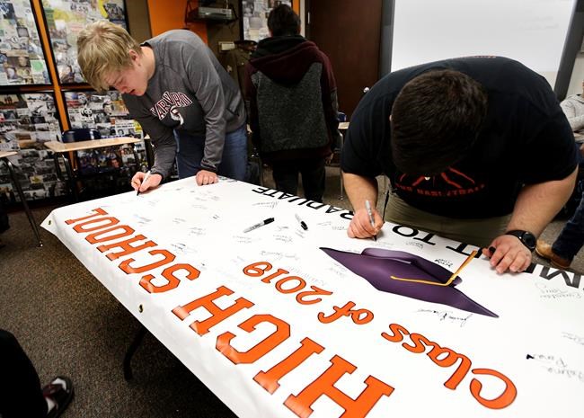 Kansas teen to get high school, Harvard diplomas in 1 month | iNFOnews.ca