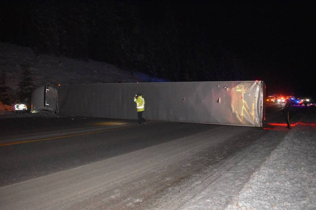iN VIDEO: Driver found guilty after semi smashed into tow truck, Mercedes near Golden | iNwheels