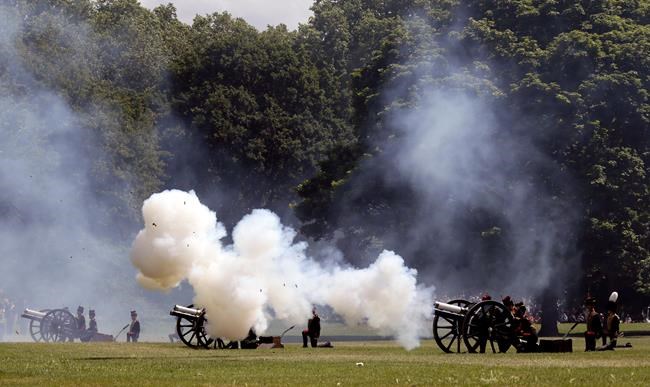 Ceremony, political gibes mark Trump's first day in London | iNFOnews.ca CP1177862847