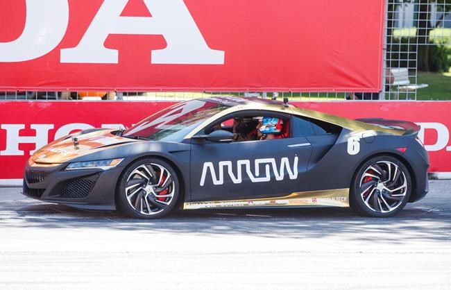 Canada's Wickens leads emotional warm-up lap in Toronto almost year after crash | iNFOnews.ca