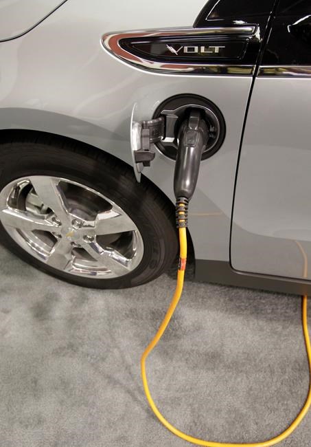 Ground-breaking electric Chevrolet Volt runs out of juice | iNFOnews.ca