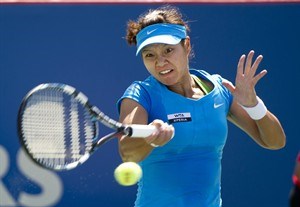 Li Na roars back to defeat Safarova to reach women's Rogers Cup final | iNFOnews.ca CP19769436