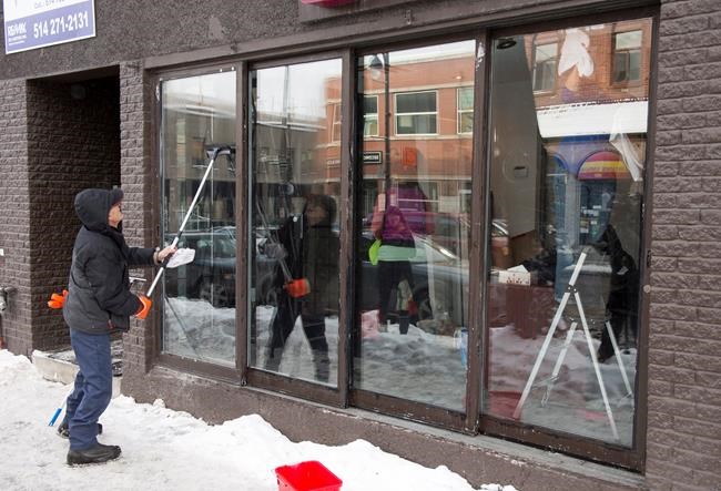Marijuana dispensaries selling to recreational users set to open in Montreal | iNFOnews.ca Marijuana dispensaries selling to recreational users set to open in Montreal | iNFOnews.ca
