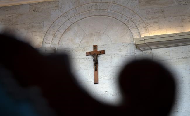 Montreal to remove crucifix from council chamber and place it in museum | iNFOnews.ca Montreal to remove crucifix from council chamber and place it in museum | iNFOnews.ca