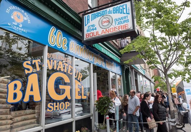 Montreal's famous St-Viateur bagel shop still rolling 60 years later | iNFOnews.ca