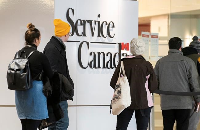 Anxious Canadians await federal COVID-19 help as cases rise, rules tighten | iNFOnews.ca Anxious Canadians await federal COVID-19 help as cases rise, rules tighten | iNFOnews.ca