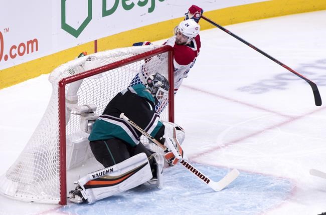 Brendan Gallagher's three-point game leads Canadiens past Ducks 4-1 | iNFOnews.ca