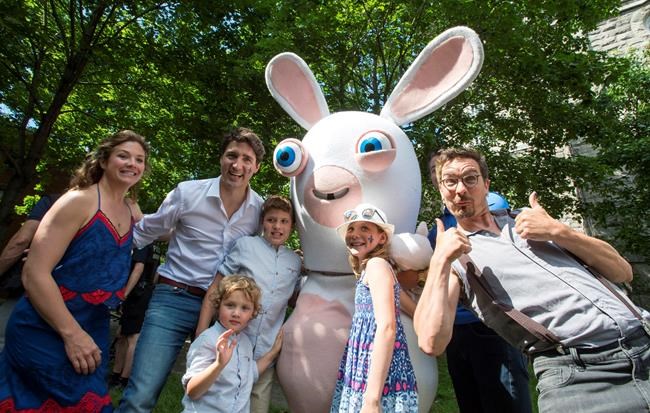 Trudeau celebrates St-Jean-Baptiste day in Montreal with his family | iNFOnews.ca Trudeau celebrates St-Jean-Baptiste day in Montreal with his family | iNFOnews.ca