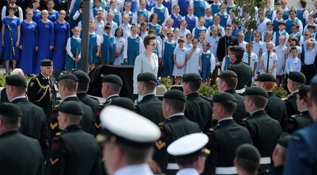 Huge crowds as Newfoundland marks 100 years since carnage at Beaumont-Hamel | iNFOnews.ca