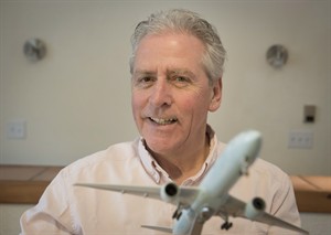 Pilots trained to be unflappable with unforeseen conditions: retired pilot | iNFOnews.ca CP32554929