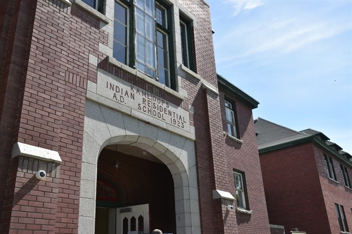 Lawyer sues law society for defamation over 'potential' Kamloops residential school graves | iNFOnews.ca
