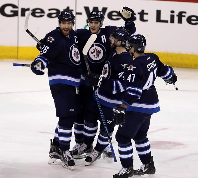Blake Wheeler and Mark Scheifele lead Winnipeg Jets past Philadelphia Flyers 3-2 | iNFOnews.ca CP2125847242