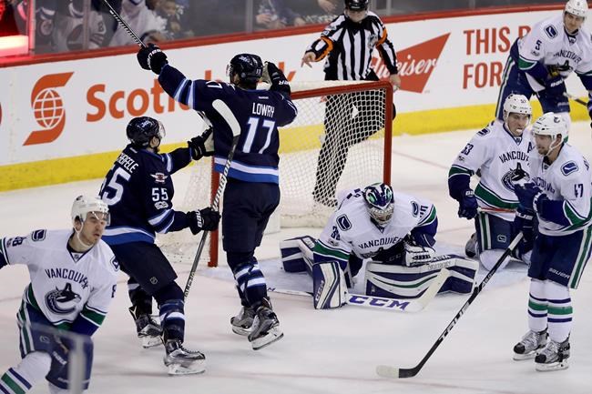 Michael Hutchinson, Adam Lowry lift Winnipeg Jets over Vancouver Canucks 2-1 | iNFOnews.ca